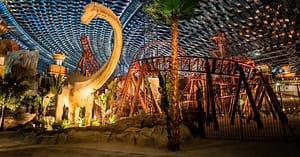 Img Worlds Of Adventure With Dubai Frame