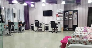 Classic Manicure And Pedicure Dubai