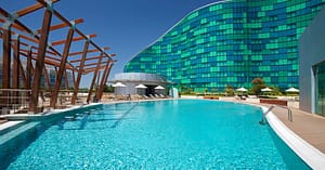 5* Pool Access Abu Dhabi