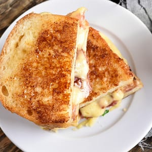 Foodies Delight At Renee Cafe Dubai