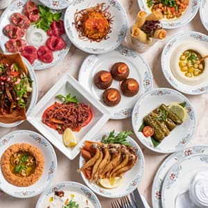 Sharing-Style Menu For A Child (Aed 45) Or 1