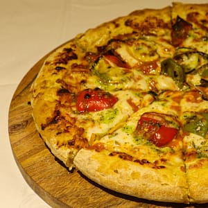 Choose Your Perfect Pizza Or Pasta With Choice Of Flavours & Toppings Abu Dhabi