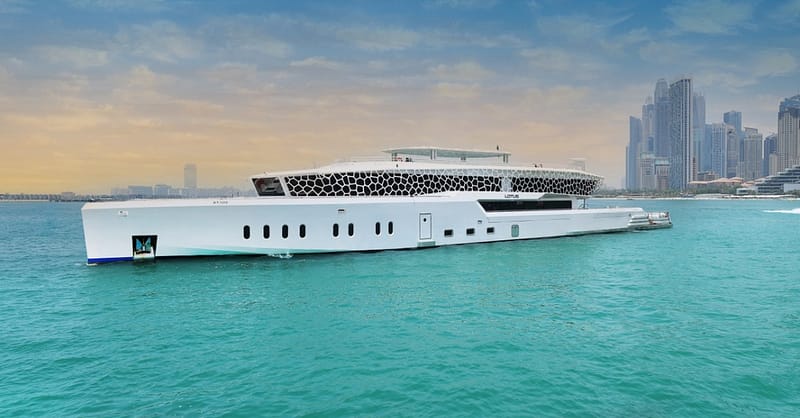 3-Hour Megayacht 5* Dinner + Drinks: Child (Aed 199), Adult (Aed 249) Dubai - Image 2