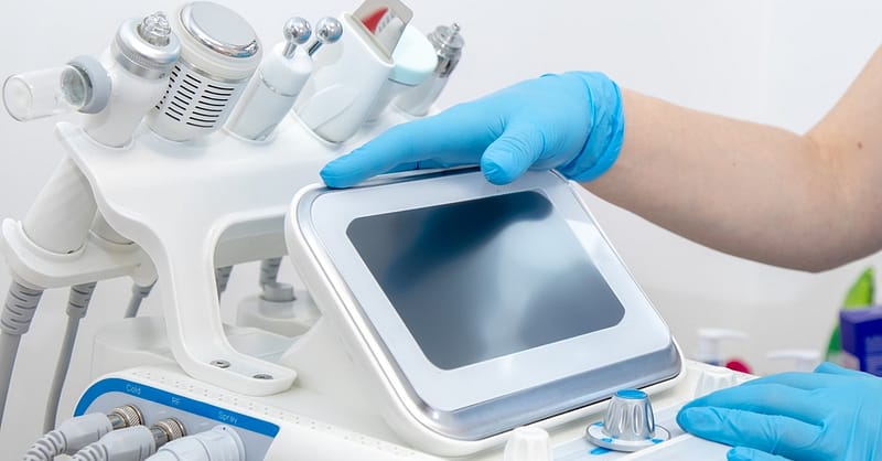 40- Or 60-Min Hydra Facial W/ Vitamin C, Anti Agin Men/Women Dubai - Image 3