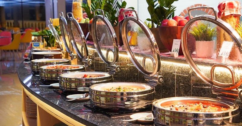5* International, Mediterranean Or Italian Theme Night With Beverages Dubai - Image 2