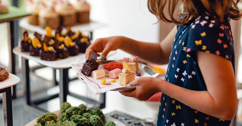 5* Saturday Brunch And: Child (Aed 137) Or Adult (Aed 274) Abu Dhabi - Image 6