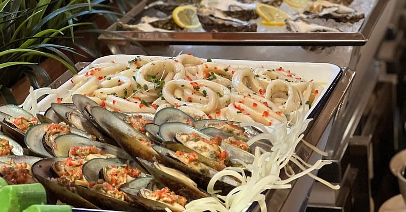 5* Theme Night Dinner Buffet W/ Soft Beverages For Child Or Adults Abu Dhabi - Image 12