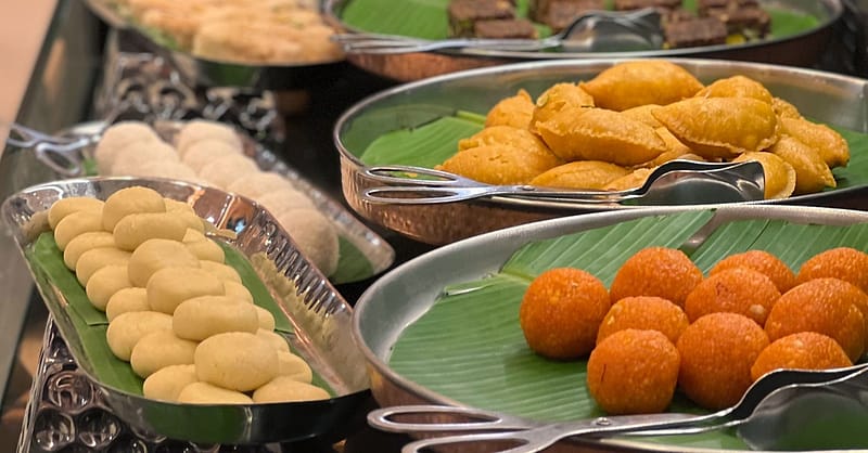 5* Theme Night Dinner Buffet W/ Soft Beverages For Child Or Adults Abu Dhabi - Image 7