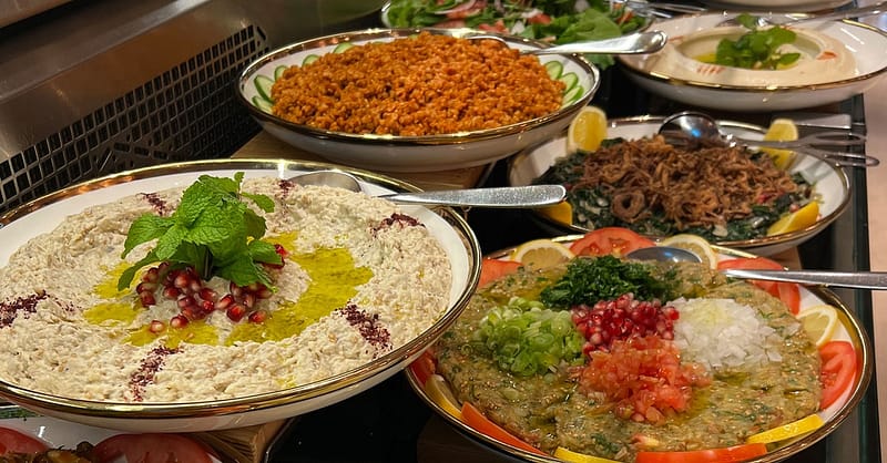5* Theme Night Dinner Buffet W/ Soft Beverages For Child Or Adults Abu Dhabi - Image 8