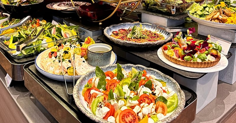 5* Theme Night Buffet W/ Soft Or House Beverages For 1, 2, Or 4 Adults Dubai - Image 3