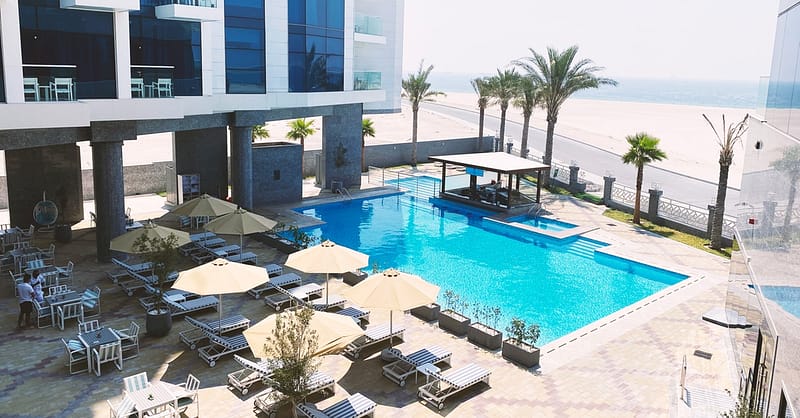Beach Resort Pool And Beach Access W/ Optional Food & Beverages Credit Dubai - Image 7