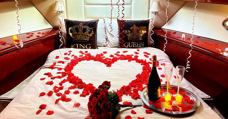 Birthday, Romantic, Bachelor/Bachelorette Party Decorations For Yachts Dubai - Image 18