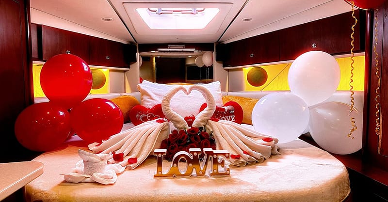 Birthday, Romantic, Bachelor/Bachelorette Party Decorations For Yachts Dubai - Image 7