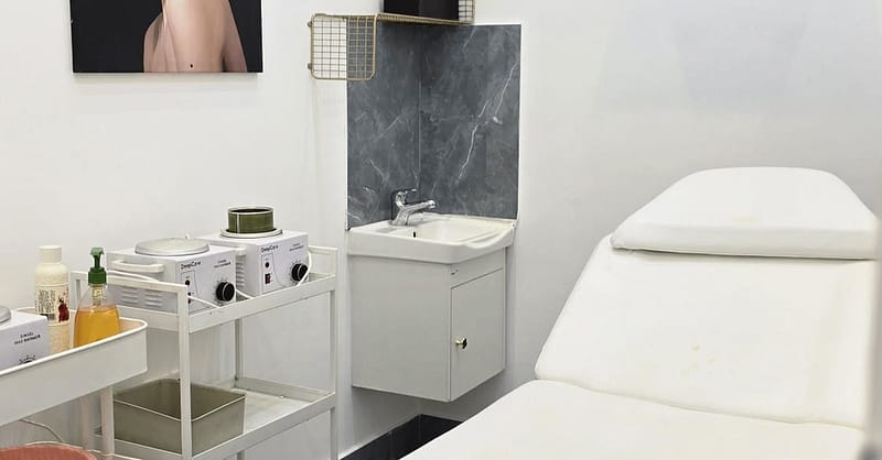 Body Waxing For Full-Arm, Full-Leg & Underarm + Opt Eyebrow & Upperlip Dubai - Image 2