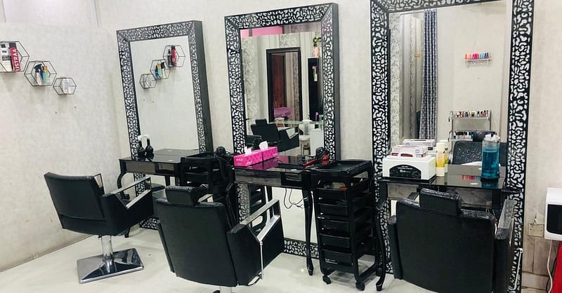 Manicure And Pedicure At Shes Ladies Beauty Saloon Dubai - Image 3