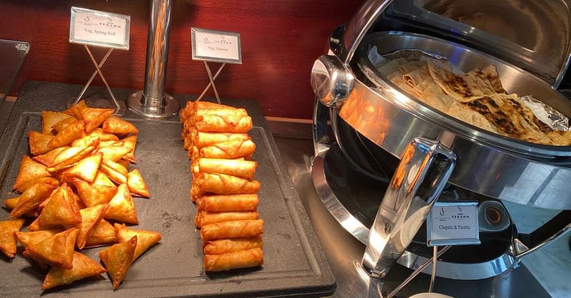 Breakfast Buffet With Refreshment And Pool Access Dubai - Image 3