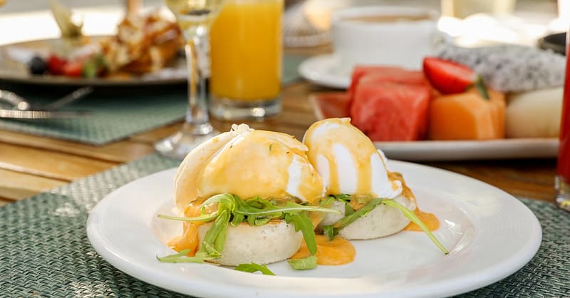 Breakfast With Pool Access For A Child And Adults! Dubai - Image 9