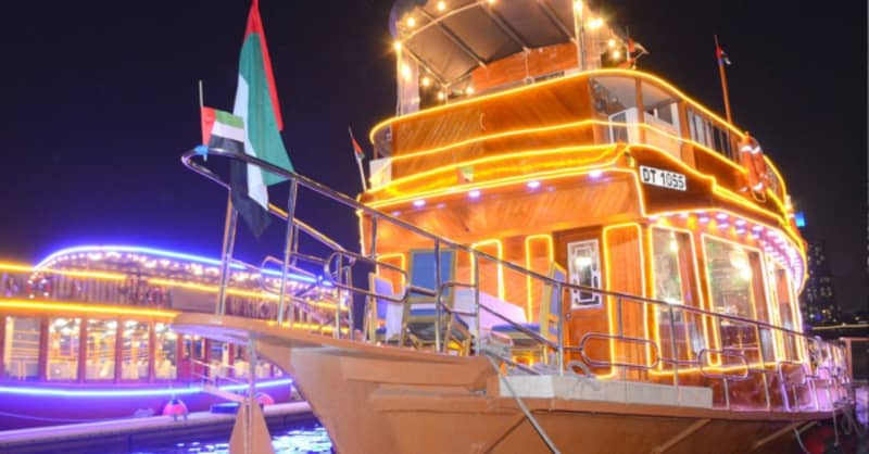 Canal Cruise Buffet Dinner Cruise For 1 Child Or 1, 2, Or 4 Adults Dubai - Image 6