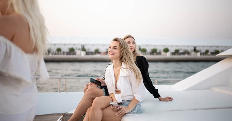 Centaurus Yatch Tour - Mid Day, Sunset Or Night Tours Dubai - Image 4