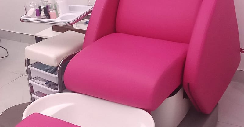 Choice Of Deep Cleansing, Brightening, Dr. Renaud, Or Casmara Facial Dubai - Image 9