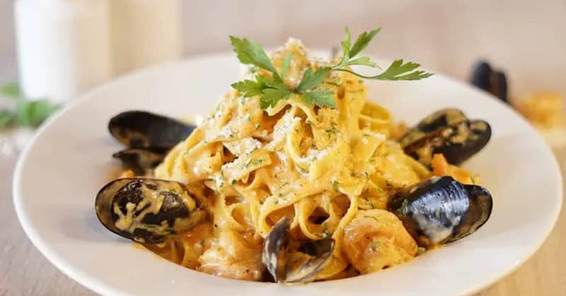 Choose From Sailor Boil Or Captain Boil At Shellfish Bar Dmcc Dubai - Image 6