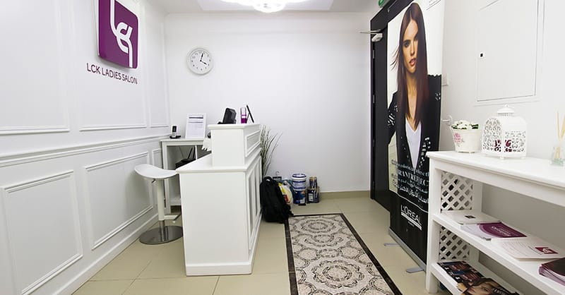 Transform Your Look With A Roots Color And Blowdry Dubai - Image 6