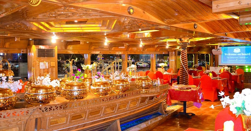 Creek Cruise Buffet Dinner Cruise For 1 Child Or 1, 2 Or 4 Adults Dubai - Image 5