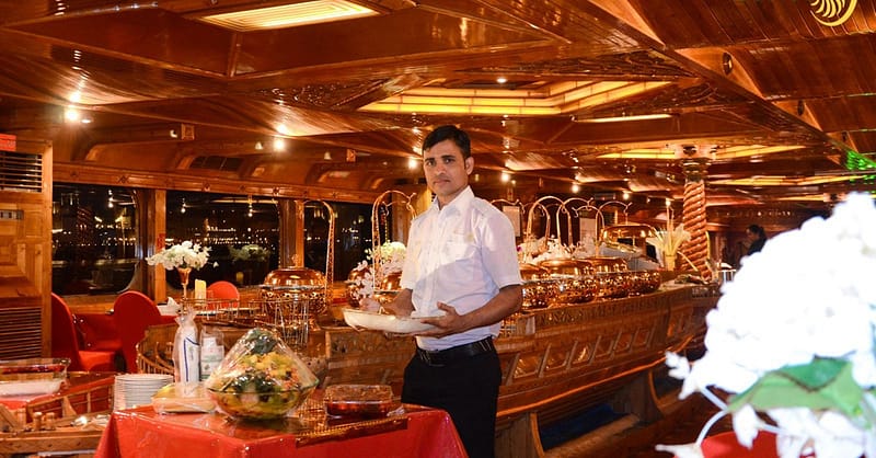 Creek Cruise Buffet Dinner Cruise For 1 Child Or 1, 2 Or 4 Adults Dubai - Image 6