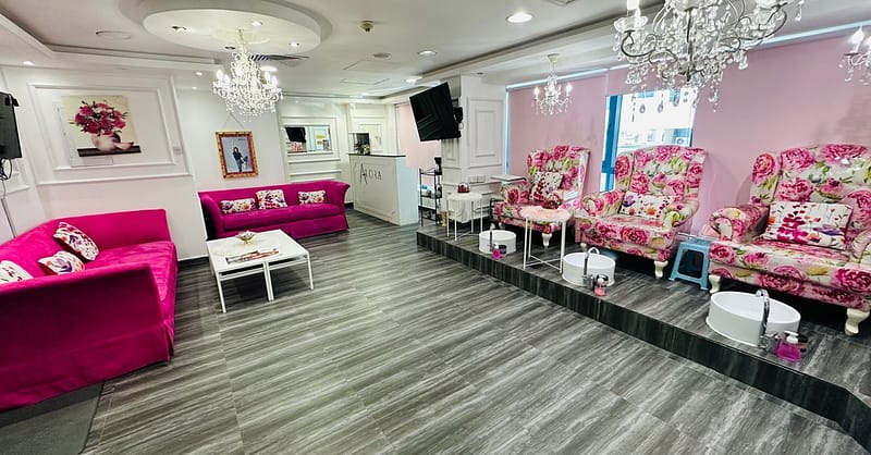 Deep Cleansing Facial With Mask And Bleach At Alora Beauty Salon Abu Dhabi - Image 4