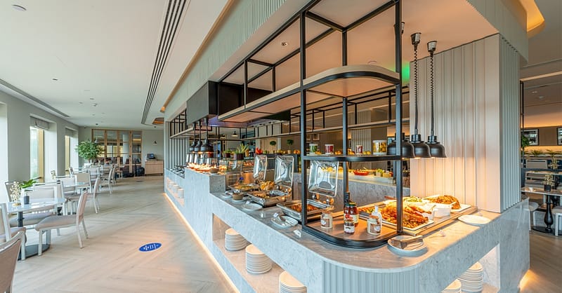 Delicious And Refreshing Lunch Or Dinner Buffet With Beverages Abu Dhabi - Image 2