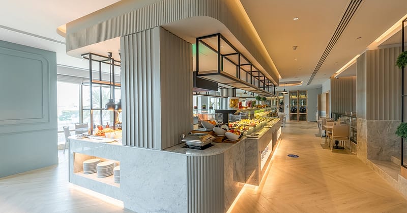 Delicious And Refreshing Lunch Or Dinner Buffet With Beverages Abu Dhabi - Image 5