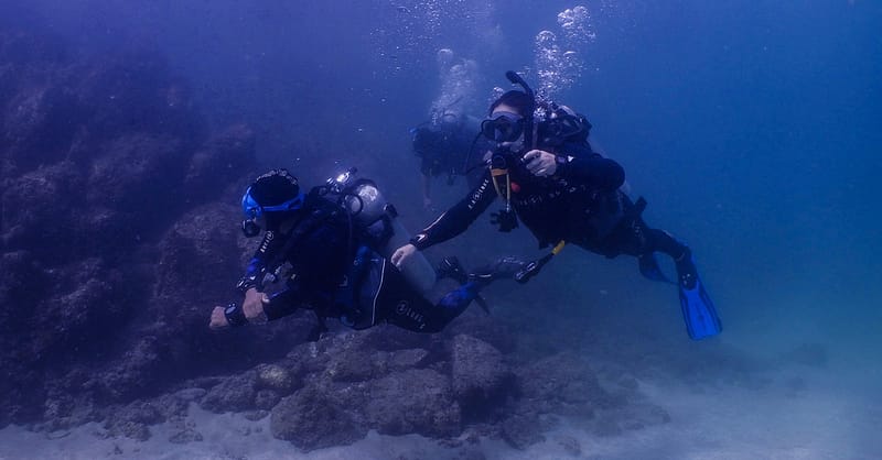 Experience Scuba Diving With Pool And Beach Dives! Dubai
