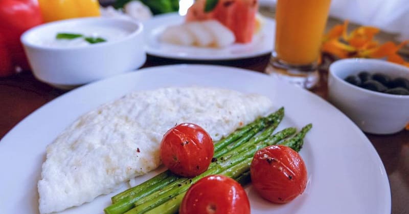 Food And Beverages At Aura Restaurant Dubai - Image 7