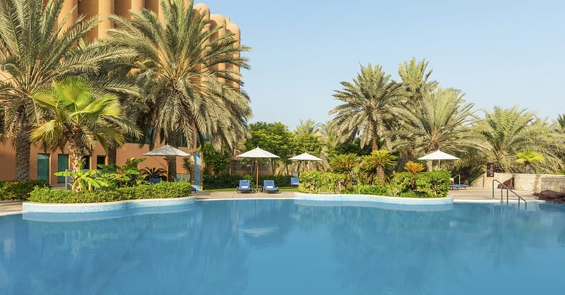 Free Flowing Beverages & 4-Course Set Menu Abu Dhabi - Image 2