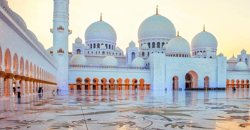 Full-Day Abu Dhabi City Tour Sharjah & N. Emirates - Image 2