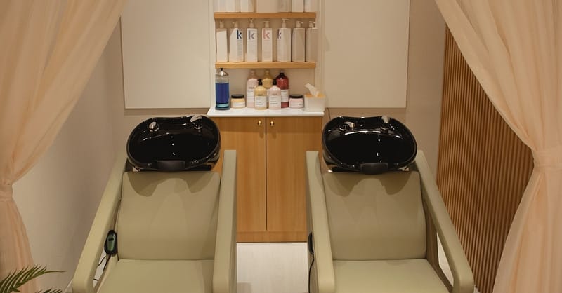 Manicure, Pedicure, And Foot Reflexology At Shimmer And Shine Salon Dubai - Image 4