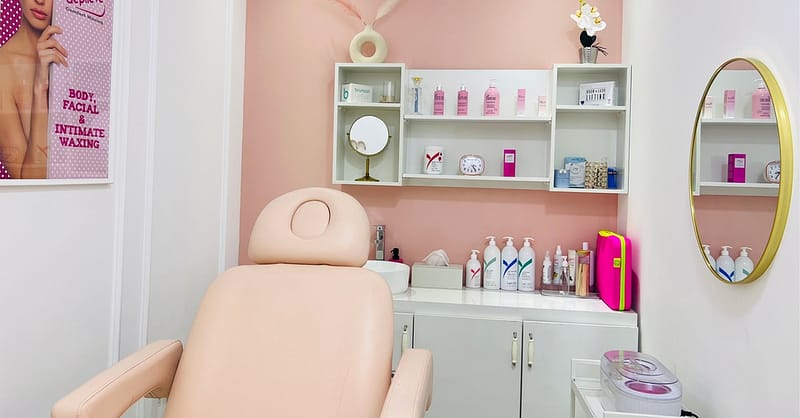 Roots Color Or Full Hair Color Dubai