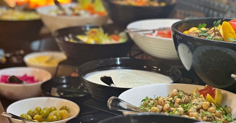 Lunch Or Dinner Buffet With Beverages:Child (Aed 35), Adult (Aed 109) Abu Dhabi - Image 3