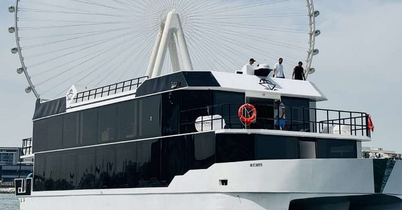 2- Or 3-Hour Luxurious Private Yacht Up To 35 Passengers Dubai - Image 2