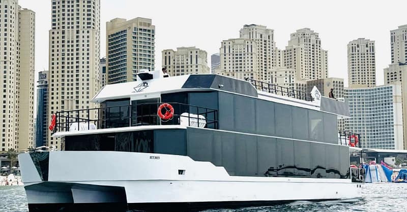 2- Or 3-Hour Luxurious Private Yacht Up To 35 Passengers Dubai - Image 3