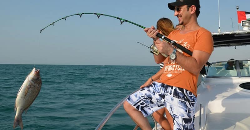 Luxury Yacht Or Fishing Tarrad Rental At Luxury Yachts Dubai - Image 10