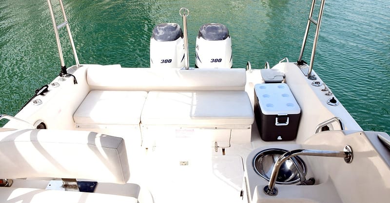 Marina Yacht Tour For Up To 8 On A 30ft Yacht/Up To 10 On A 35ft Yacht Dubai - Image 6