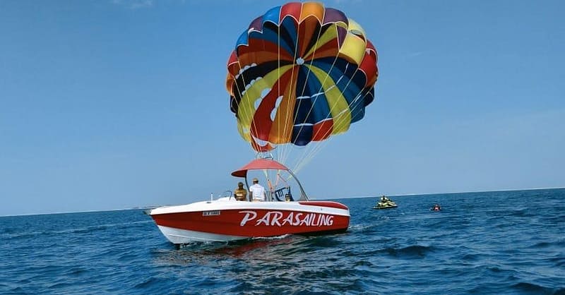 One 30-Minutes Parasailing For One Or Two Pax At Luxury Yachts Dubai - Image 5
