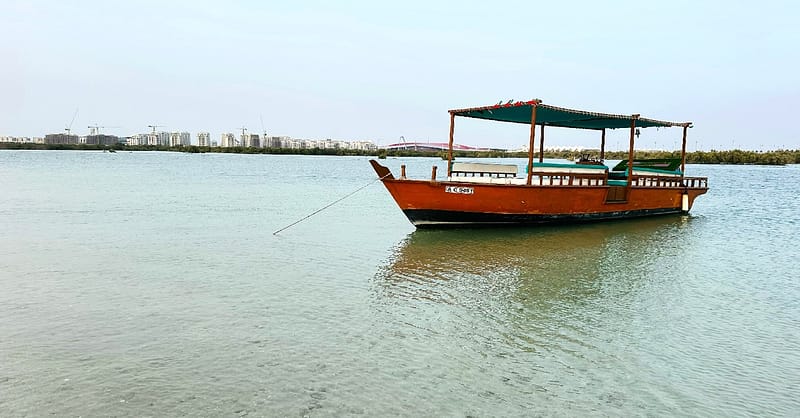 Private Island Party With Breathtaking Skyline Views For 12 Guests! Abu Dhabi - Image 2
