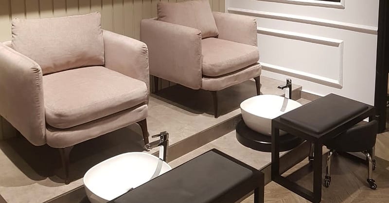 Mani-Pedi At Maison Privee Arabia Dubai