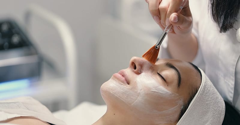 Revitalize Your Skin With Luxurious Hydra Facials At Azurro Spa Center Dubai - Image 2