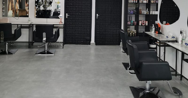 Roots Colour W/ Optional Hair Trim +Blow Dry Or Human Hair Extensions Dubai - Image 3