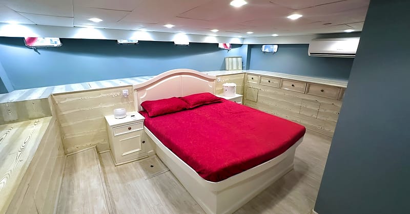 Set Sail On Luxury: One Or Two Hour Cruise For Every Occasion! Dubai - Image 5