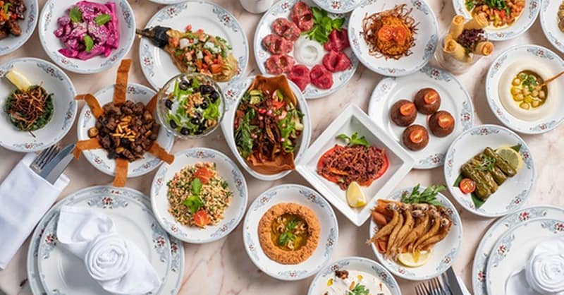 Sharing-Style Menu For A Child (Aed 45) Or 1