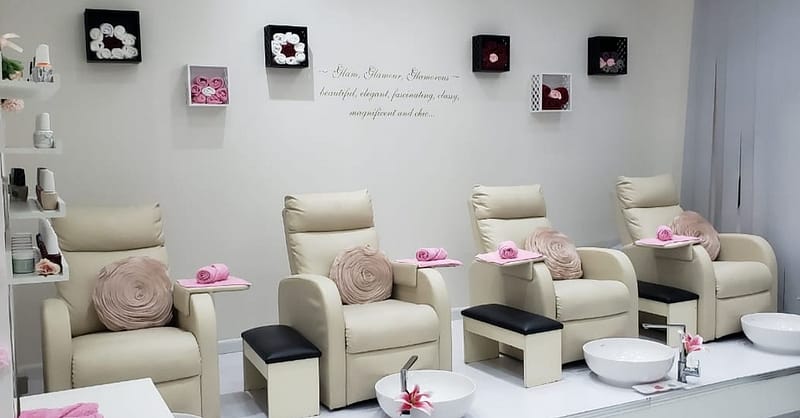Cleansing Facial Abu Dhabi - Image 5